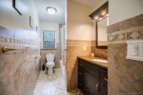 9 Van Vlack Road Hopewell Junction NY 12533