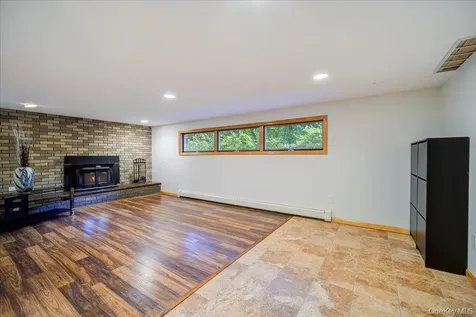 9 Van Vlack Road Hopewell Junction NY 12533