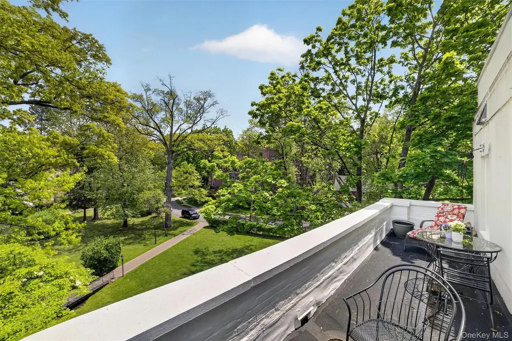 15 Sunnybrook Road Bronxville NY 10708