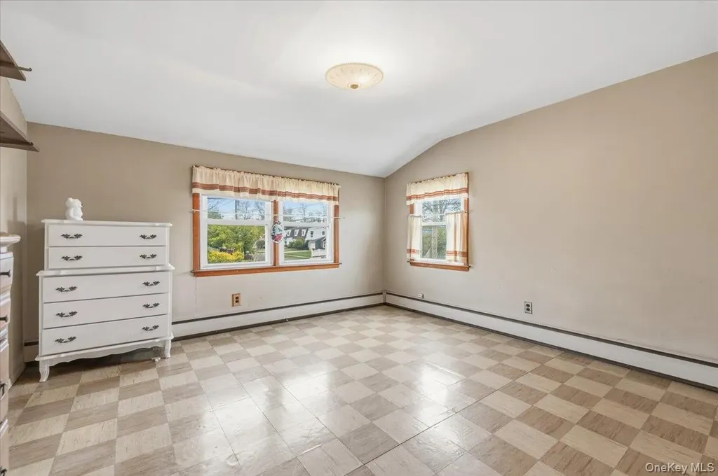 280 Division Avenue Massapequa NY 11758