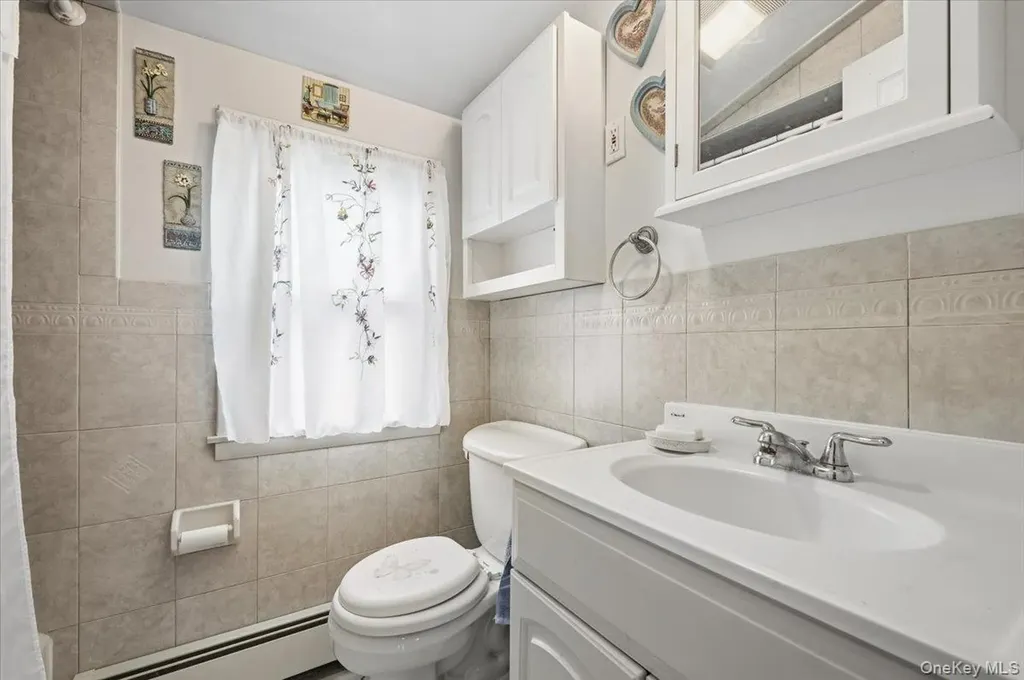 280 Division Avenue Massapequa NY 11758
