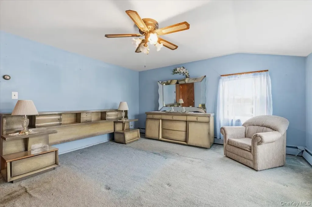 280 Division Avenue Massapequa NY 11758