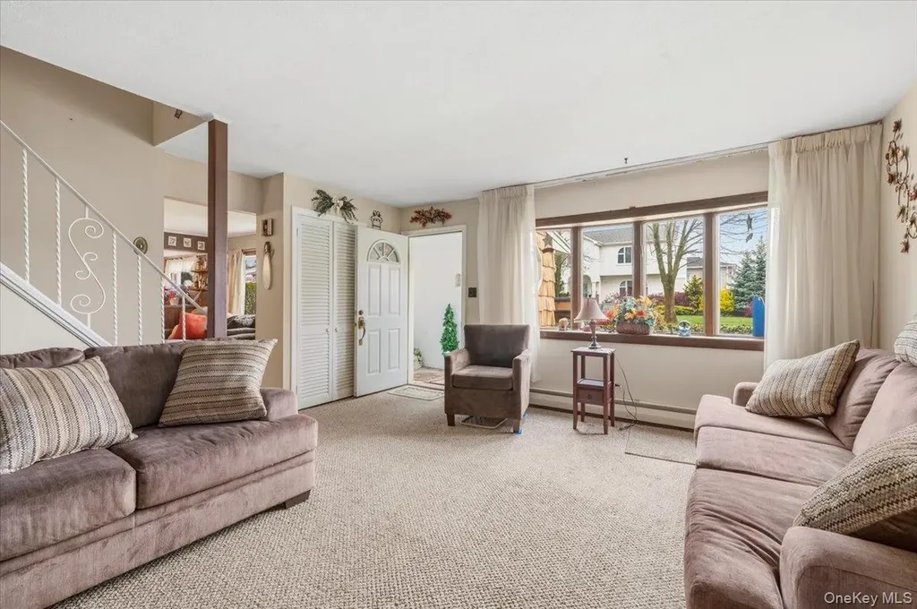 280 Division Avenue Massapequa NY 11758
