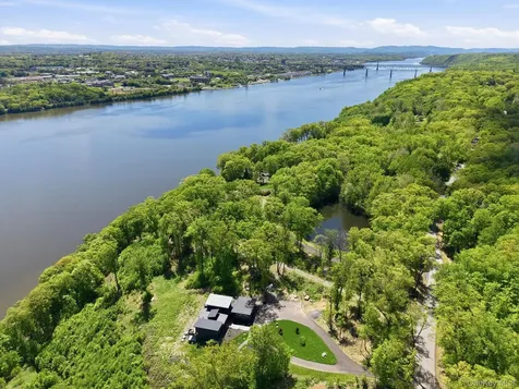 134 Bellevue Road Highland NY 12528