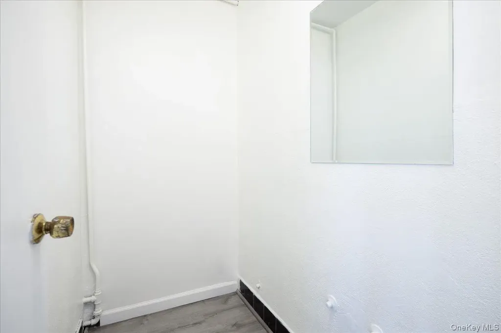 20-22 Brooklyn Avenue Valley Stream NY 11581