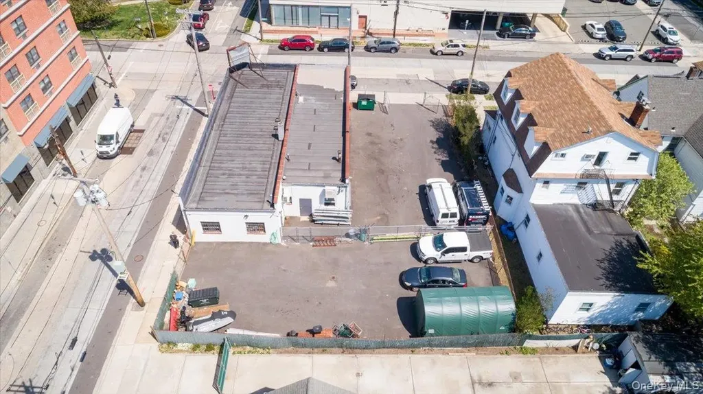 20-22 Brooklyn Avenue Valley Stream NY 11581