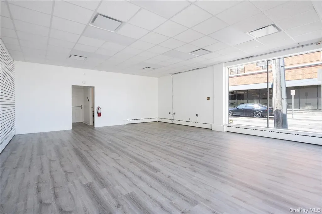 20-22 Brooklyn Avenue Valley Stream NY 11581
