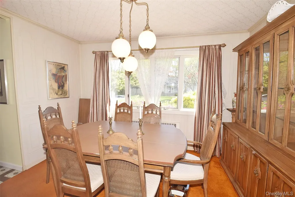 10 Tacoma Lane Syosset NY 11791