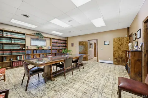 1 N Roberts Road Highland NY 12528