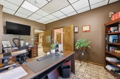 1 N Roberts Road Highland NY 12528