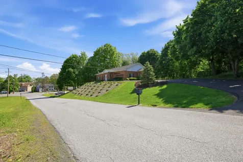 1 N Roberts Road Highland NY 12528