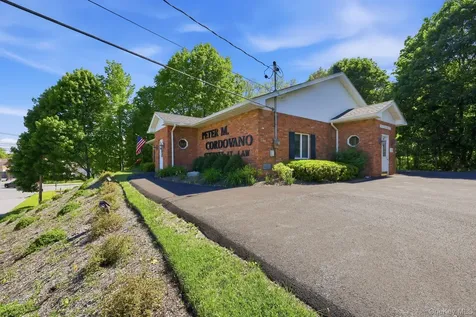 1 N Roberts Road Highland NY 12528