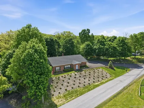 1 N Roberts Road Highland NY 12528