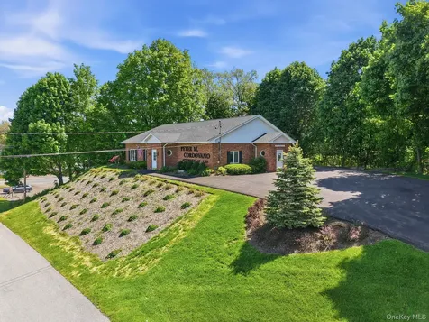 1 N Roberts Road Highland NY 12528