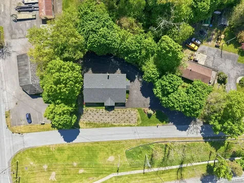 1 N Roberts Road Highland NY 12528