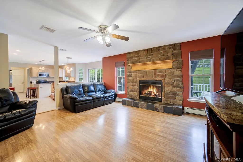 58 Nancy Lane Chester NY 10918