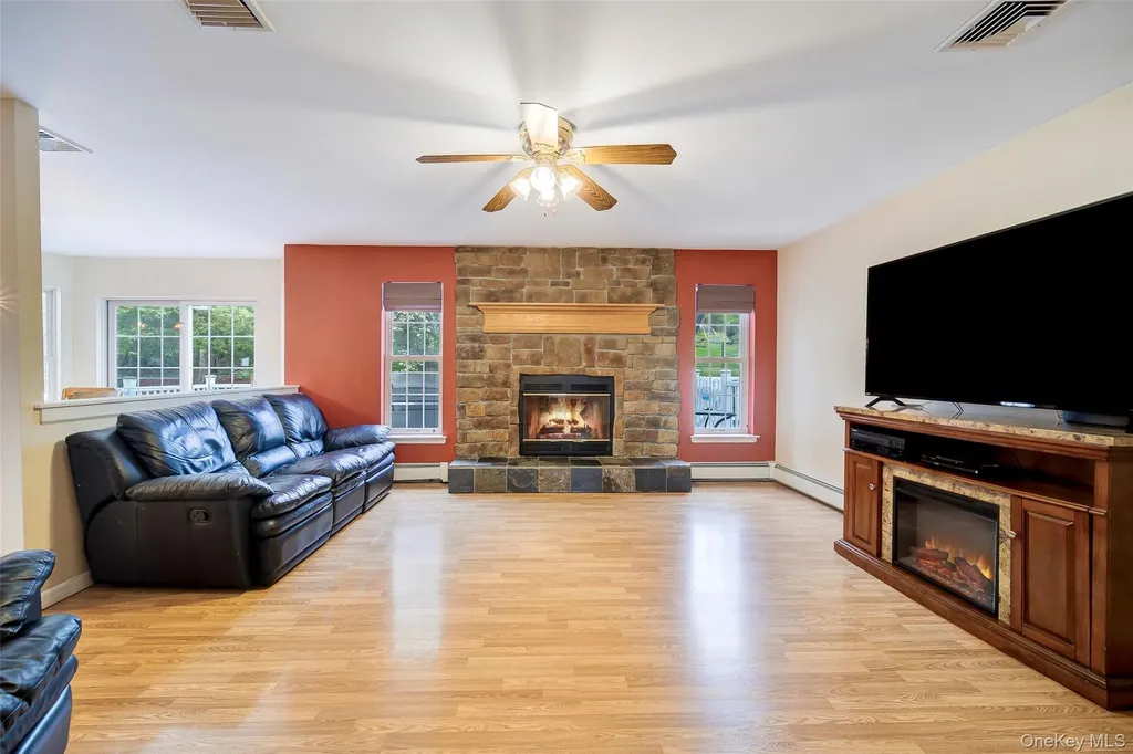58 Nancy Lane Chester NY 10918