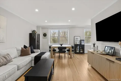 793 Palmer Road Bronxville NY 10708