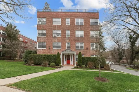 793 Palmer Road Bronxville NY 10708