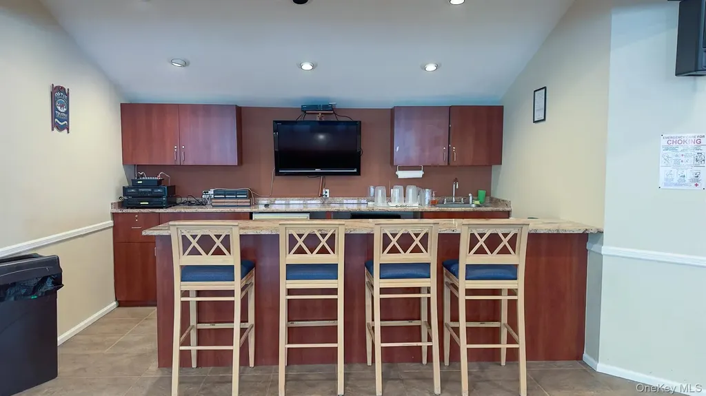 1407 Middle Road Calverton NY 11933