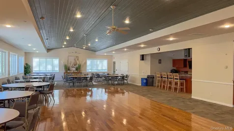 1407 Middle Road Calverton NY 11933