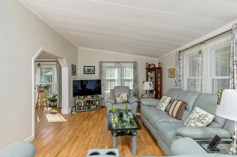 1407 Middle Road Calverton NY 11933