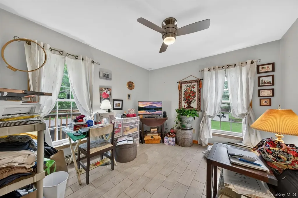 48 Farries Avenue Florida NY 10921