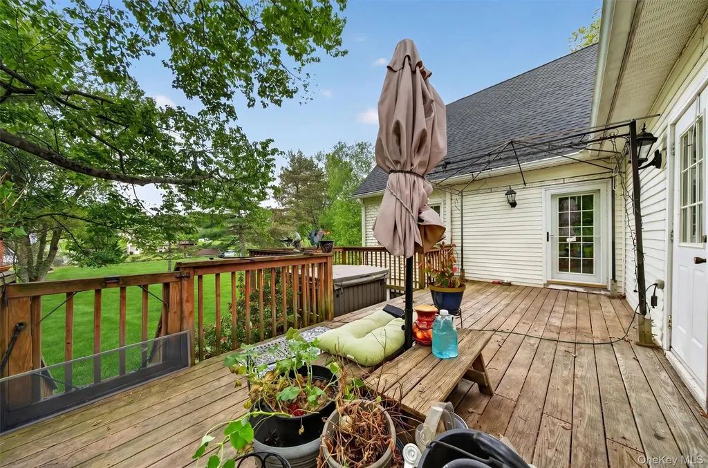 48 Farries Avenue Florida NY 10921