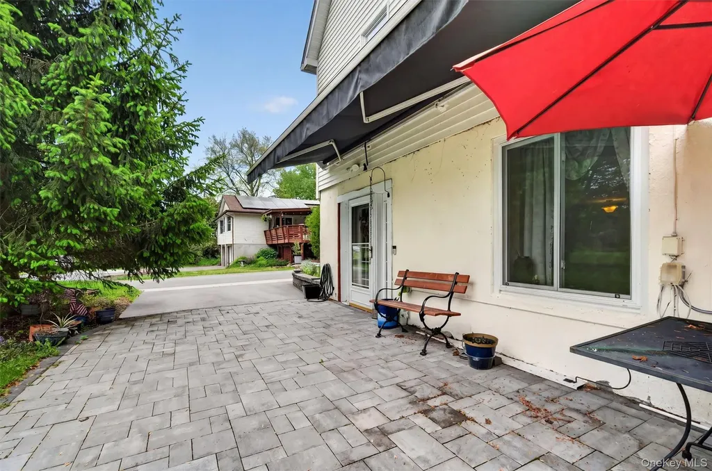 48 Farries Avenue Florida NY 10921