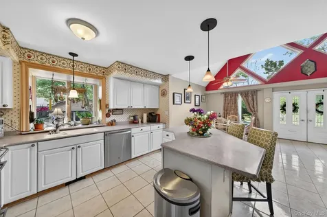 48 Farries Avenue Florida NY 10921