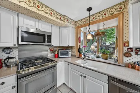 48 Farries Avenue Florida NY 10921