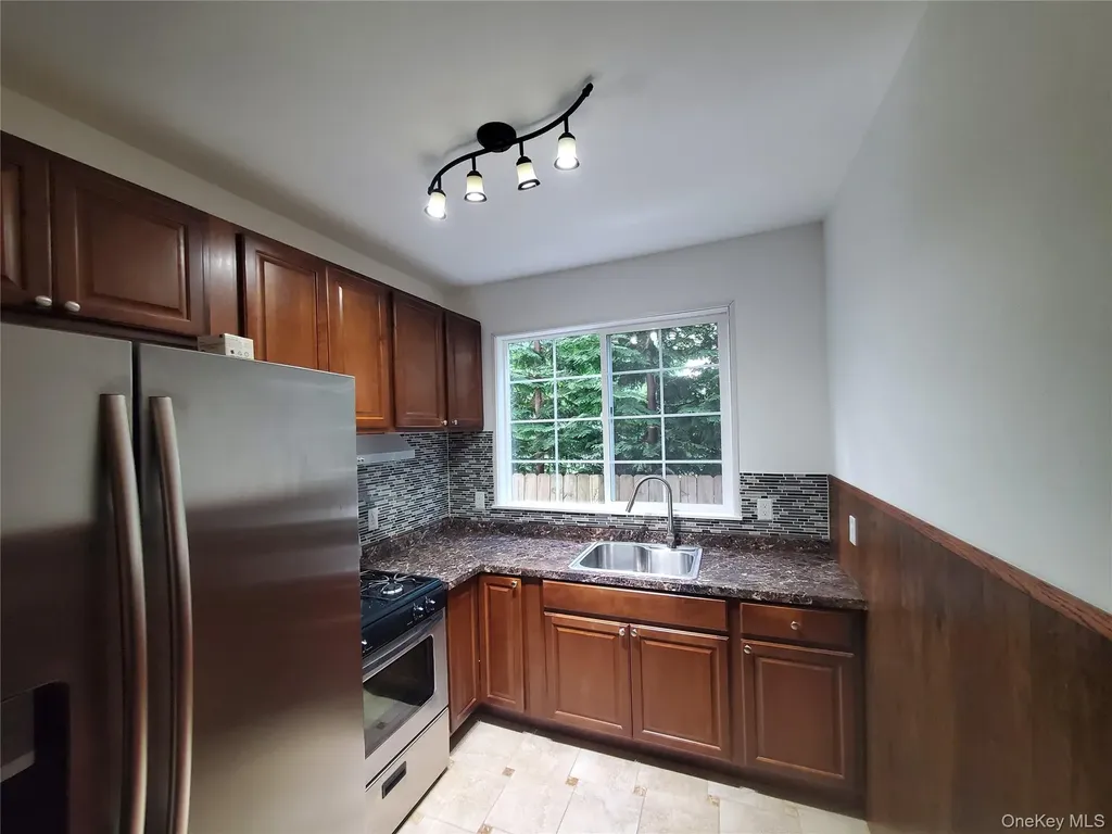 216 Catherine Street Buchanan NY 10511