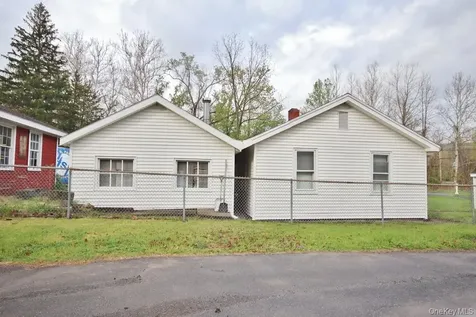 5 Irish Cape Road Napanoch NY 12458