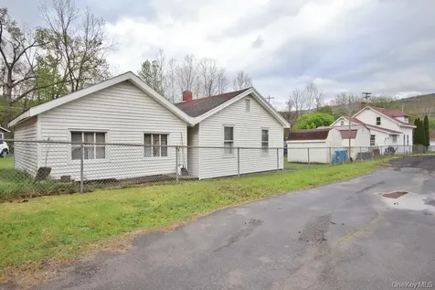 5 Irish Cape Road Napanoch NY 12458