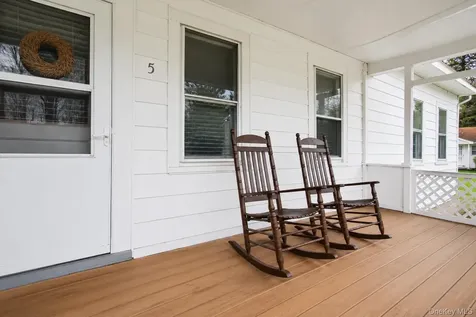 5 Irish Cape Road Napanoch NY 12458