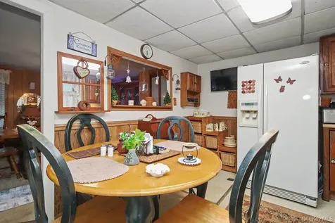 5 Irish Cape Road Napanoch NY 12458