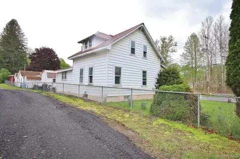 5 Irish Cape Road Napanoch NY 12458