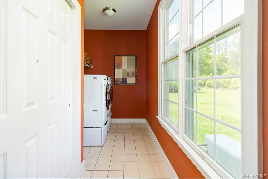 26 Hayden Court Poughkeepsie NY 12603