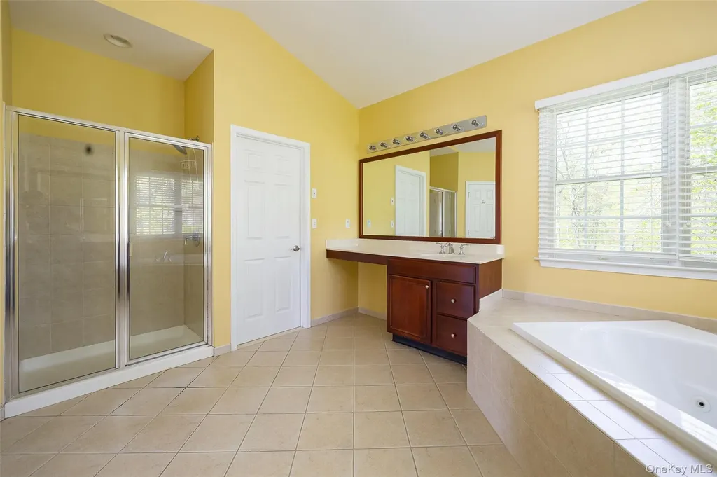 26 Hayden Court Poughkeepsie NY 12603