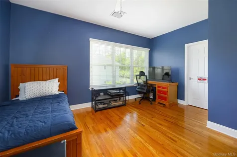 26 Hayden Court Poughkeepsie NY 12603