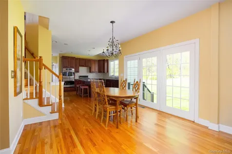 26 Hayden Court Poughkeepsie NY 12603