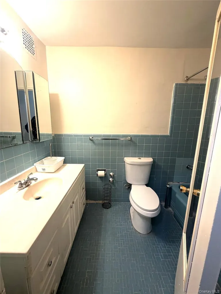 1030 E 57th Street Brooklyn NY 11234