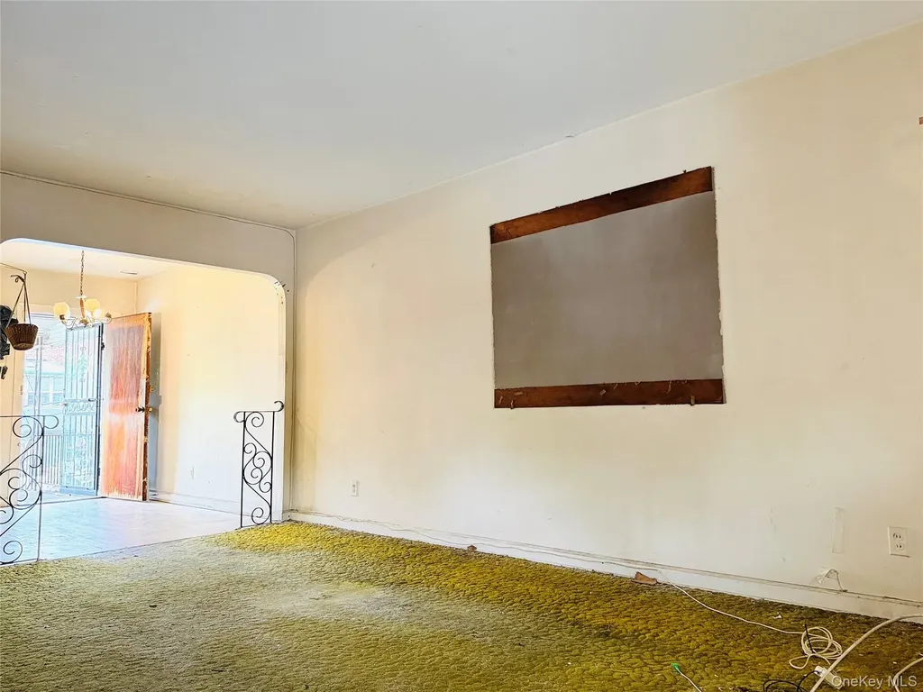 2938 Bouck Avenue Bronx NY 10469