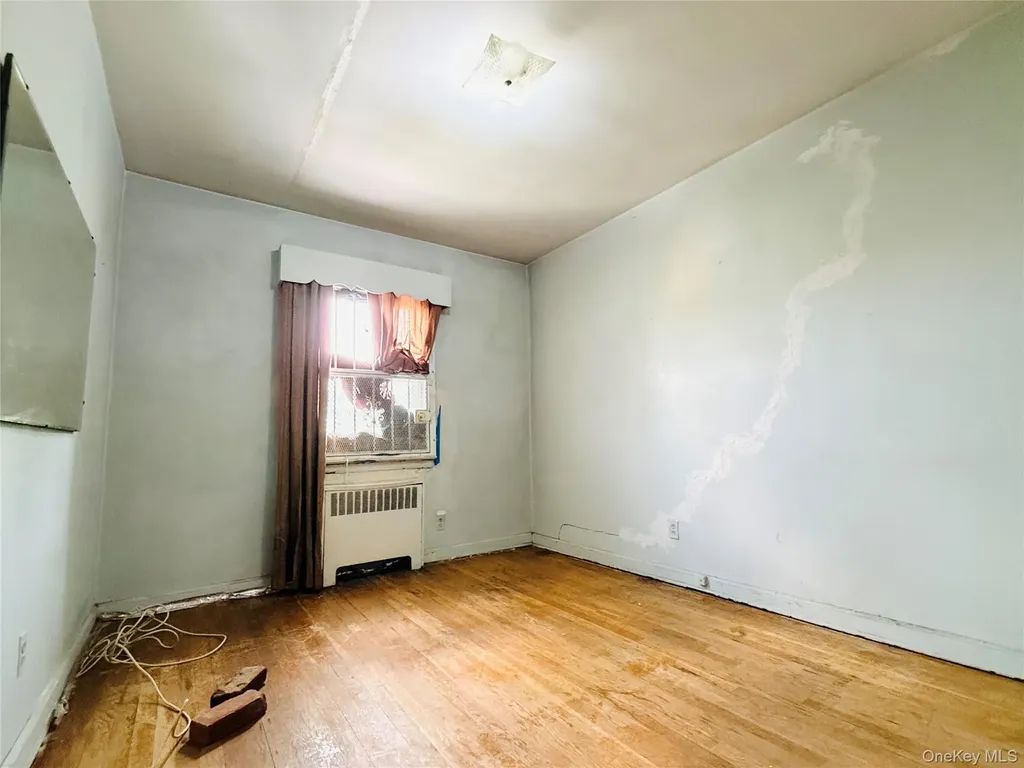 2938 Bouck Avenue Bronx NY 10469