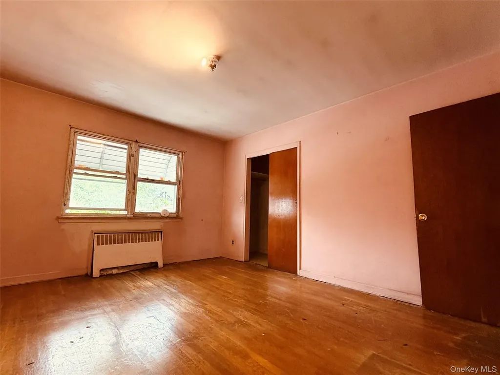 2938 Bouck Avenue Bronx NY 10469