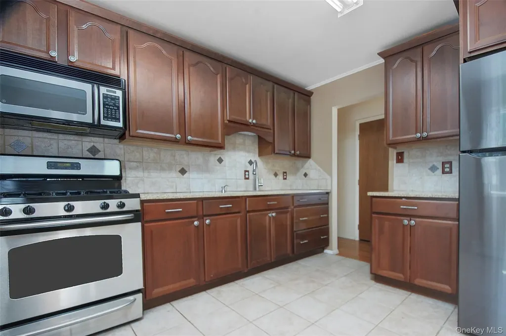 554 High Street Monroe NY 10950