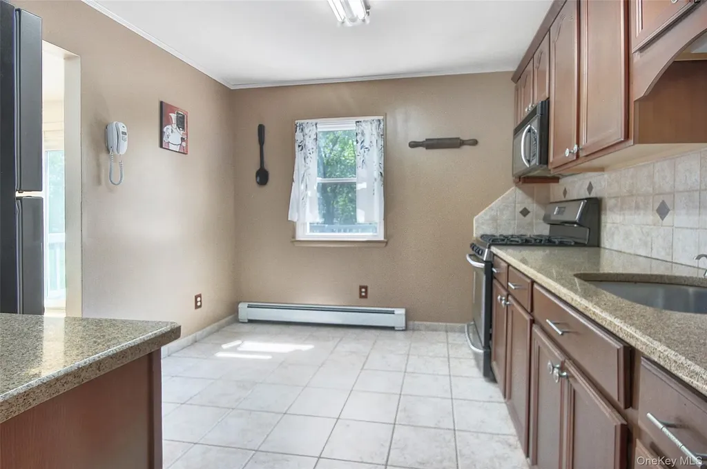 554 High Street Monroe NY 10950