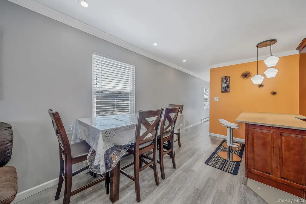 22032 147th Avenue Springfield Gardens NY 11413