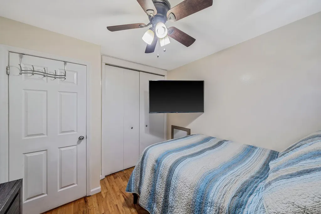 22032 147th Avenue Springfield Gardens NY 11413