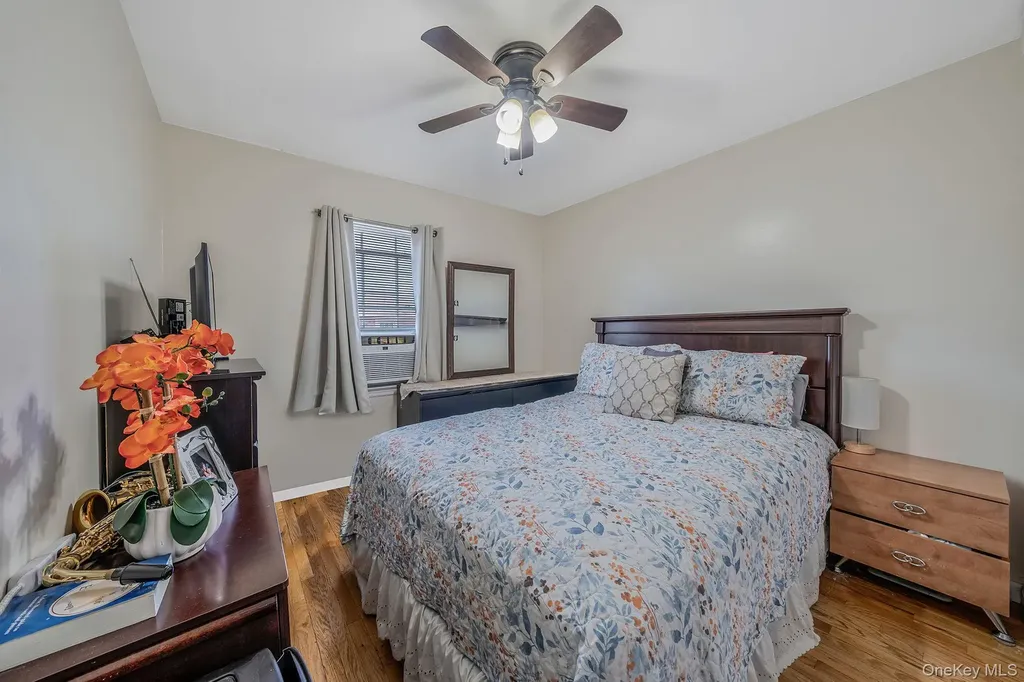 22032 147th Avenue Springfield Gardens NY 11413